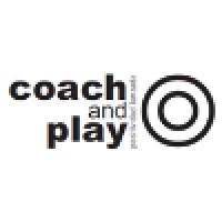 COACH AND PLAY Logo