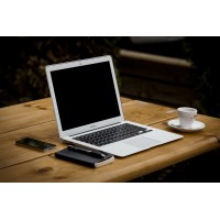 Laure Justice Copywriting and Blogging Service Logo