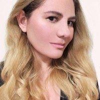 NOEMI +❤ Logo