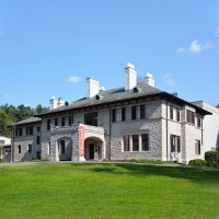 Connecticut Historical Society Museum and Library Logo
