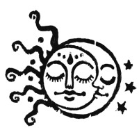 Sol y Luna Yoga Logo