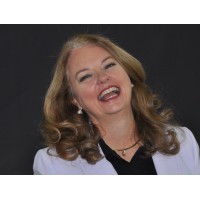 • Robin Thompson Fundraising Solutions Logo