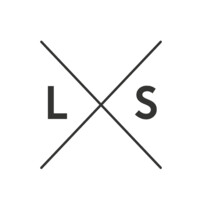 LOGAN & SONS Logo