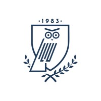 Academia Interamericana de Panamá Logo