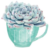 The Crunchy Mommy, LLC Logo