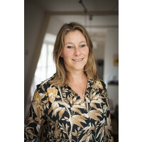 Corien van Zweden Logo