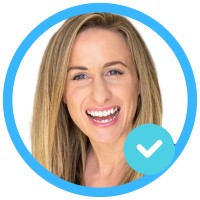 Dr Julie Smith Logo