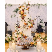 Flourish Cake Design Logo