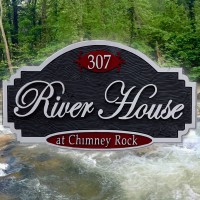 RiverHouse at Chimney Rock Logo