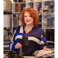 Jennifer Stoner Interiors Logo