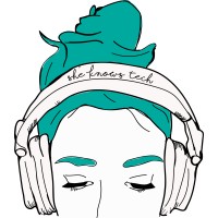 She Knows Tech Logo