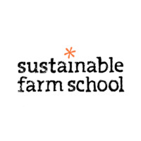 Sustainable Farm School Logo