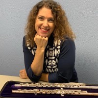 Carolyn Nussbaum Music Company Flute4u.com Logo