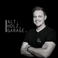 ALT. HOLZ. GARAGE Logo