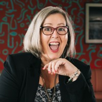 Carmel Murphy - The Communication Queen Logo