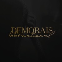 DeMorais International Logo