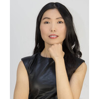 Helen Zhao Productions Logo