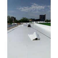 Reynolds Construction & Commercial Roofing Logo