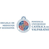 Escuela de Negocios y Economía PUCV Logo
