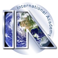 International Academy Bloomfield Hills Logo