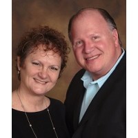 The Becker Group Logo