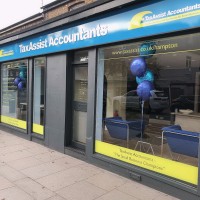 TaxAssist Accountants Hampton Logo