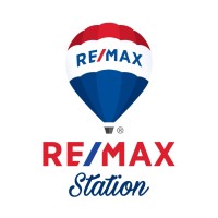 Remax Station Logo