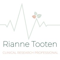 Rianne Tooten Logo