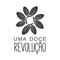 Uma Doce Revoluçao Logo