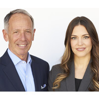 Ratner Molineaux, LLP Logo