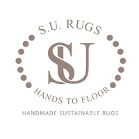 S.U. RUGS Logo