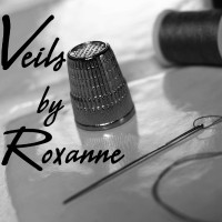 Custom Stitches By Roxanne Logo