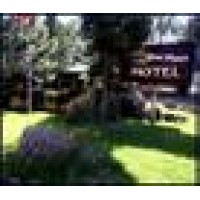 Nine Pines Motel Logo