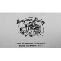 Honeymoon Hauling Logo