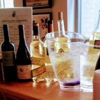 Eat. Drink. Live. Logo