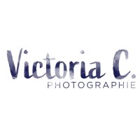 VICTORIA COLOMA Logo