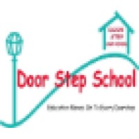 Door Step School (NGO) Logo