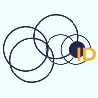 Outoo ID - Inteligência e Design Logo