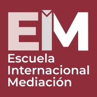 EIM - Escuela Internacional de Mediación Logo