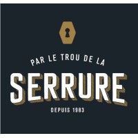 Par Le Trou De La Serrure Logo