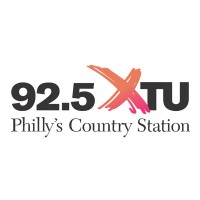92.5 XTU - Phillys Country Station Logo