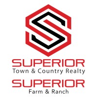 Superior Town & Country, LLC Logo