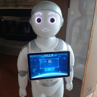 Social Robots Logo