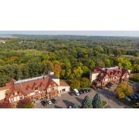 COCHRAN RECOVERY SERVICES Logo