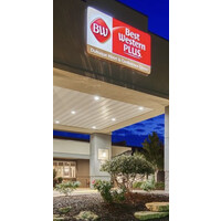 BEST WESTERN PLUS Dubuque Hotel & Conference Center Logo