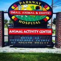 Parkway Small Animal & Exotic Hospital Logo