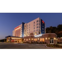 Hampton Inn & Suites Nashville North Skyline Logo