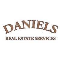 DANIELS REAL ESTATE SERVICES Logo