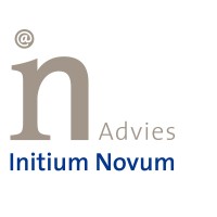 Initium Novum Advies Logo