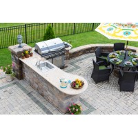 Zephyr Outdoor Living Logo